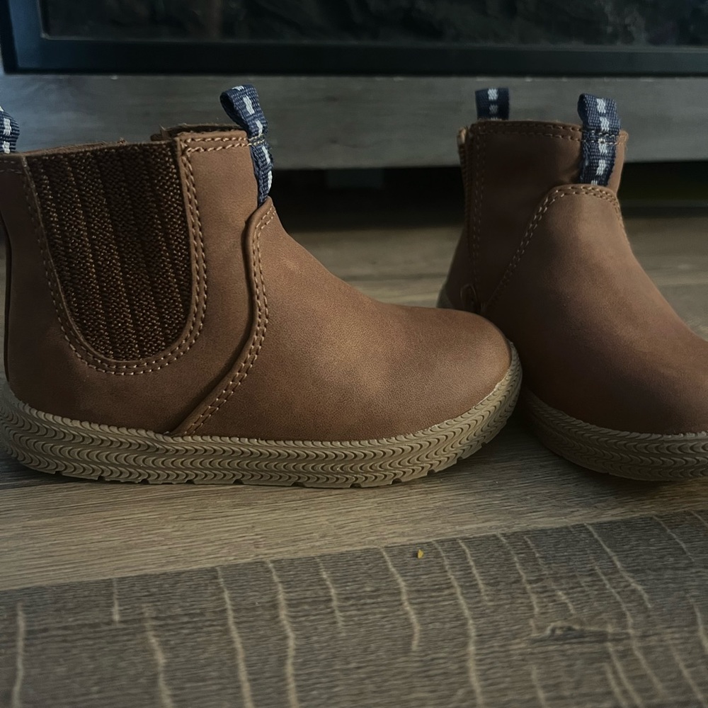 Dress boots